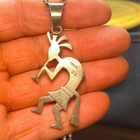 Ladies vintage SW Kokopelli turquoise, opal, and agate stones pendent w/chain - Picture 4 of 14